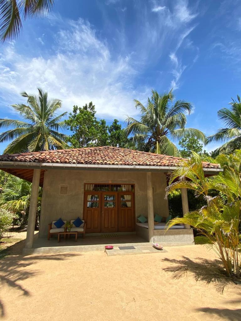 Mangrove Beach Chalets Tangalle Habitación foto