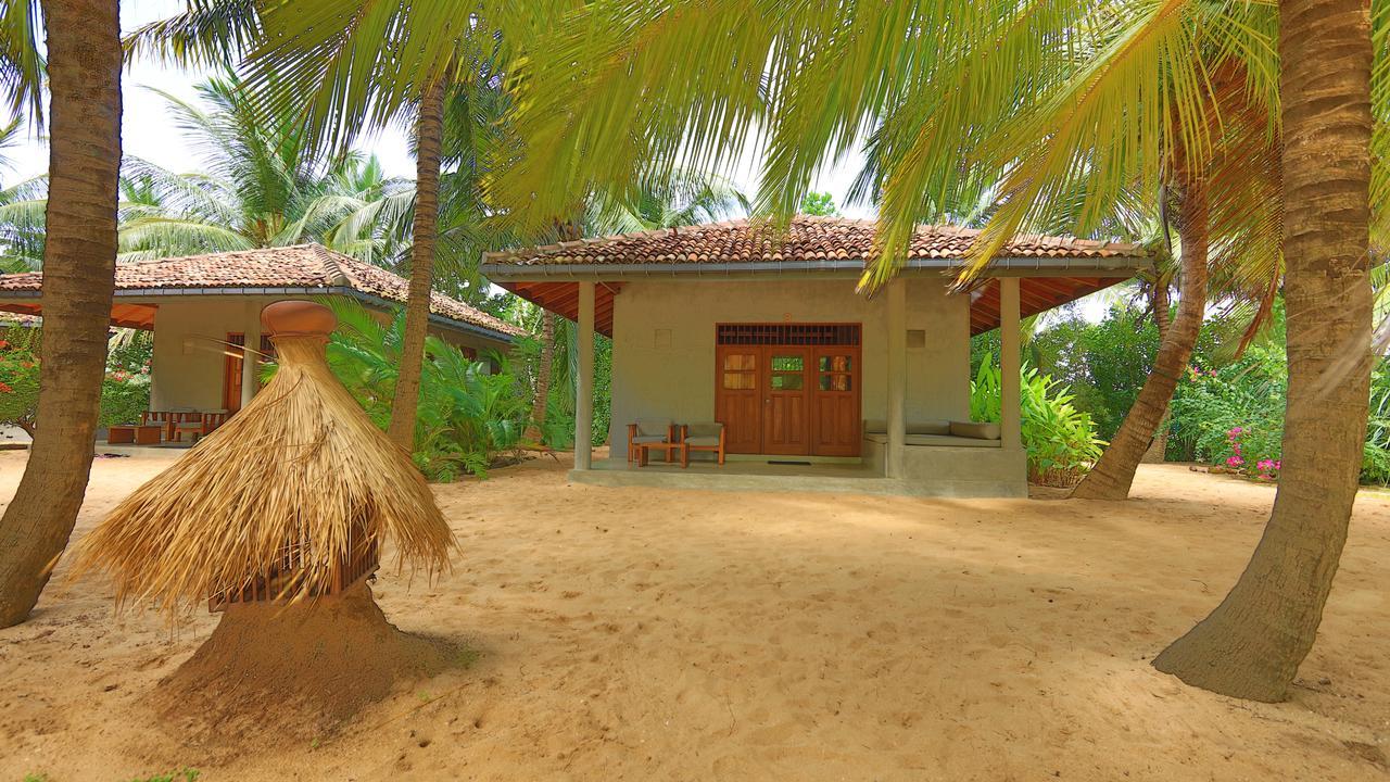 Mangrove Beach Chalets Tangalle Exterior foto